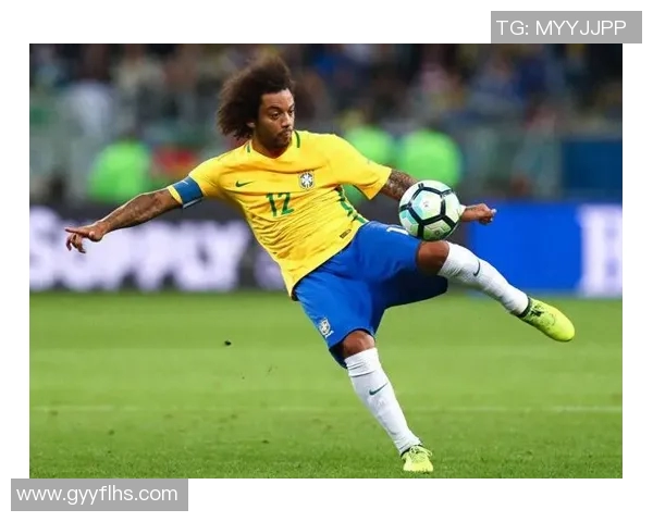 巴西足球明星踢足球的传奇人物是谁揭秘与成就分析